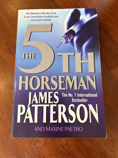 5th horseman. James Patterson & Maxine Paetro. 2006.