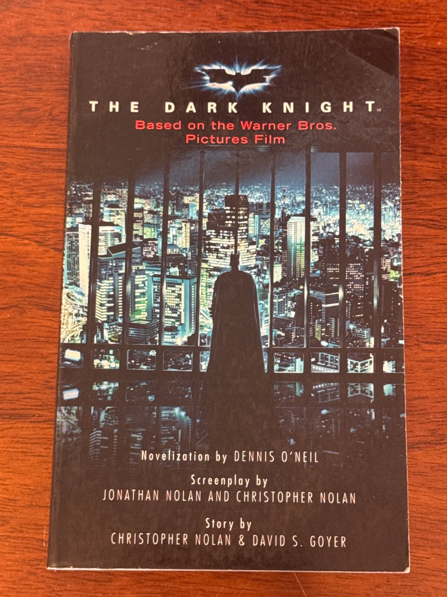 Dark knight. Dennis O’Neil. 2008.