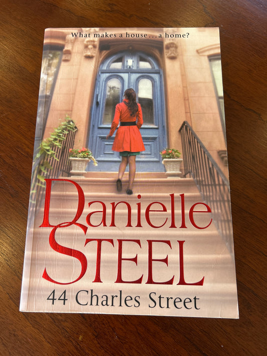 44 Charles Street. Danielle Steel. 2011.