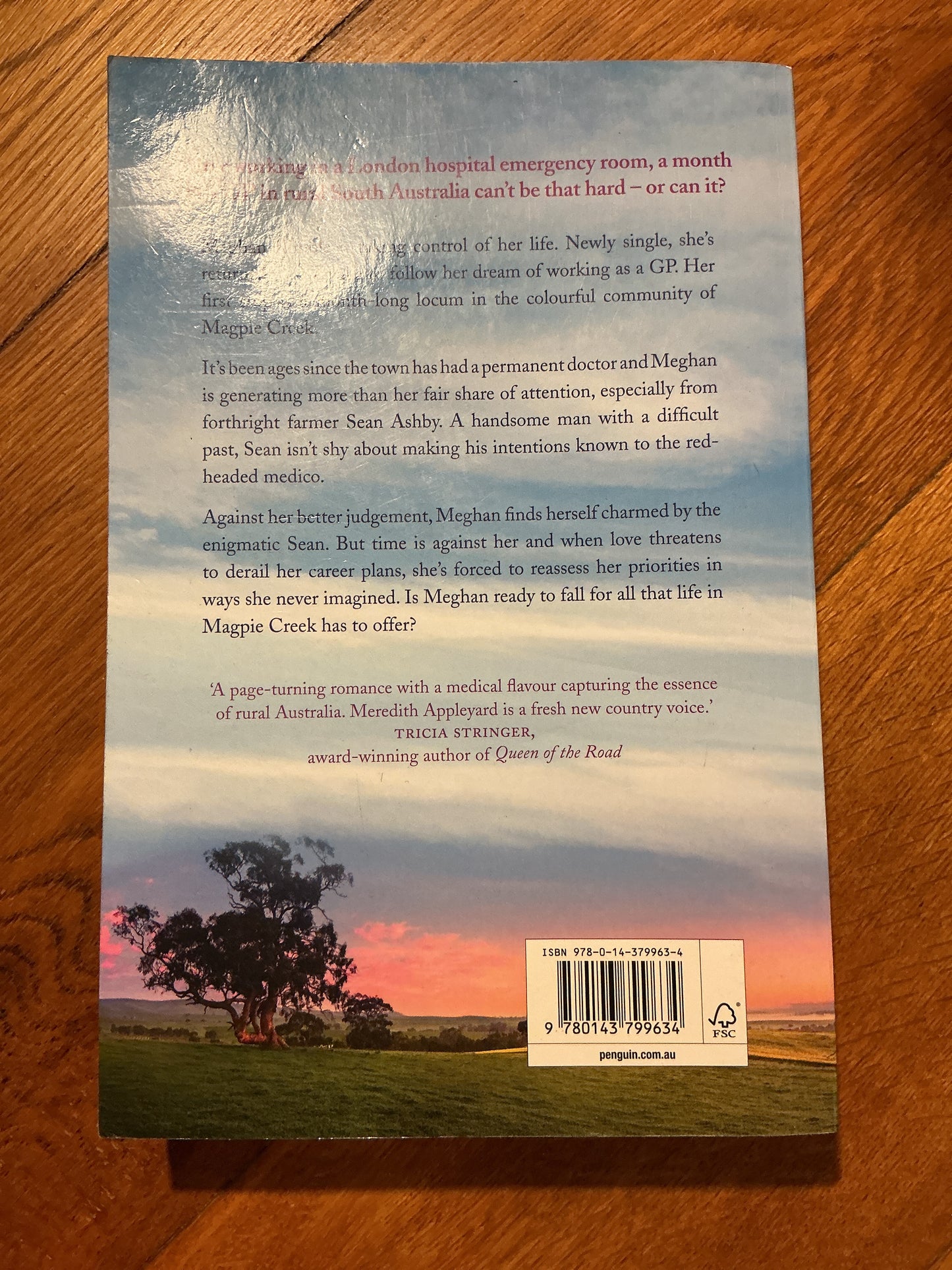 Country practice. Meredith Appleyard. 2015.