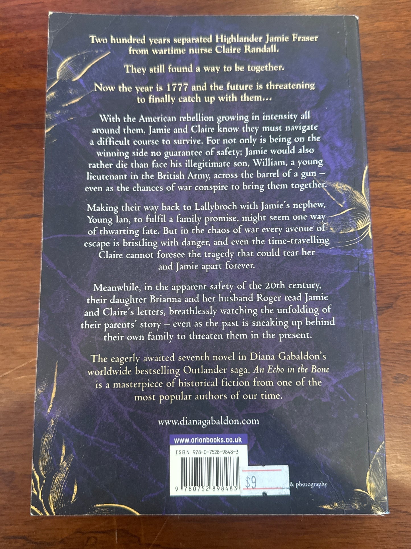 An Echo in the bone. Diana Gabaldon. 2009.