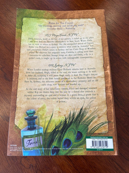 Woman in the Green Dress. Tea Cooper. 2019.