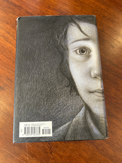 Invention of Hugo Cabret. Brian Selznick. 2007.
