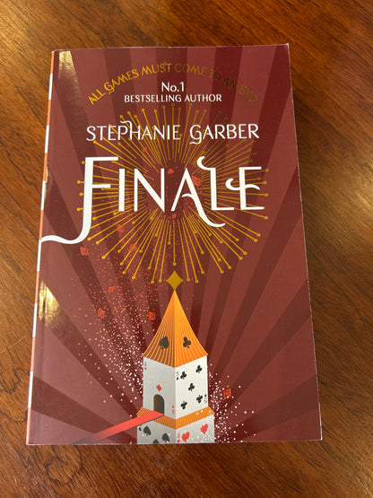 Finale. Stephanie Garber. 2020.