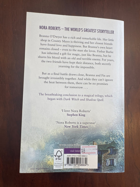 Blood magick. Nora Roberts. 2014.