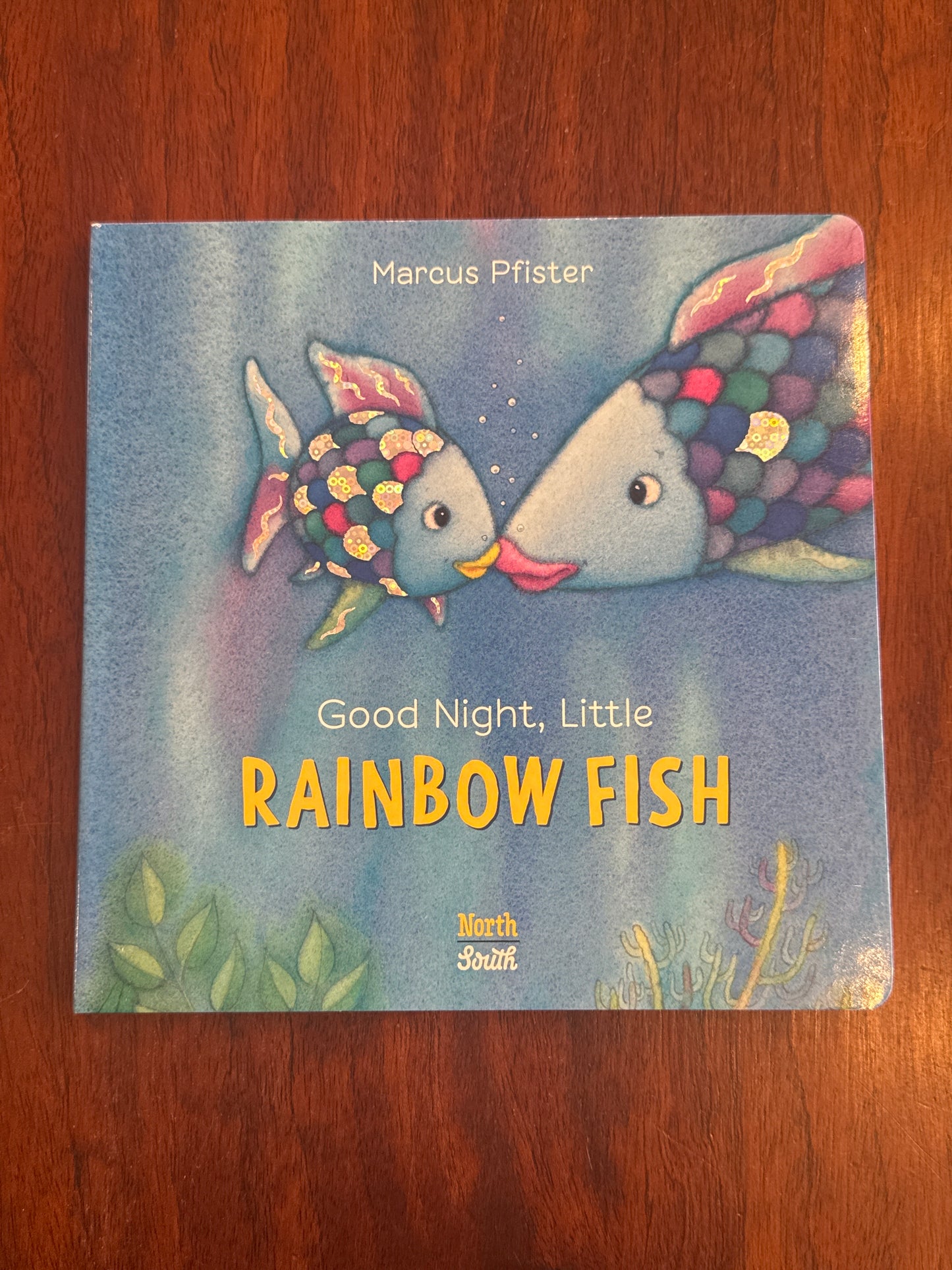 Good Night, Little Rainbow Fish. Marchs Pfister. 2012.