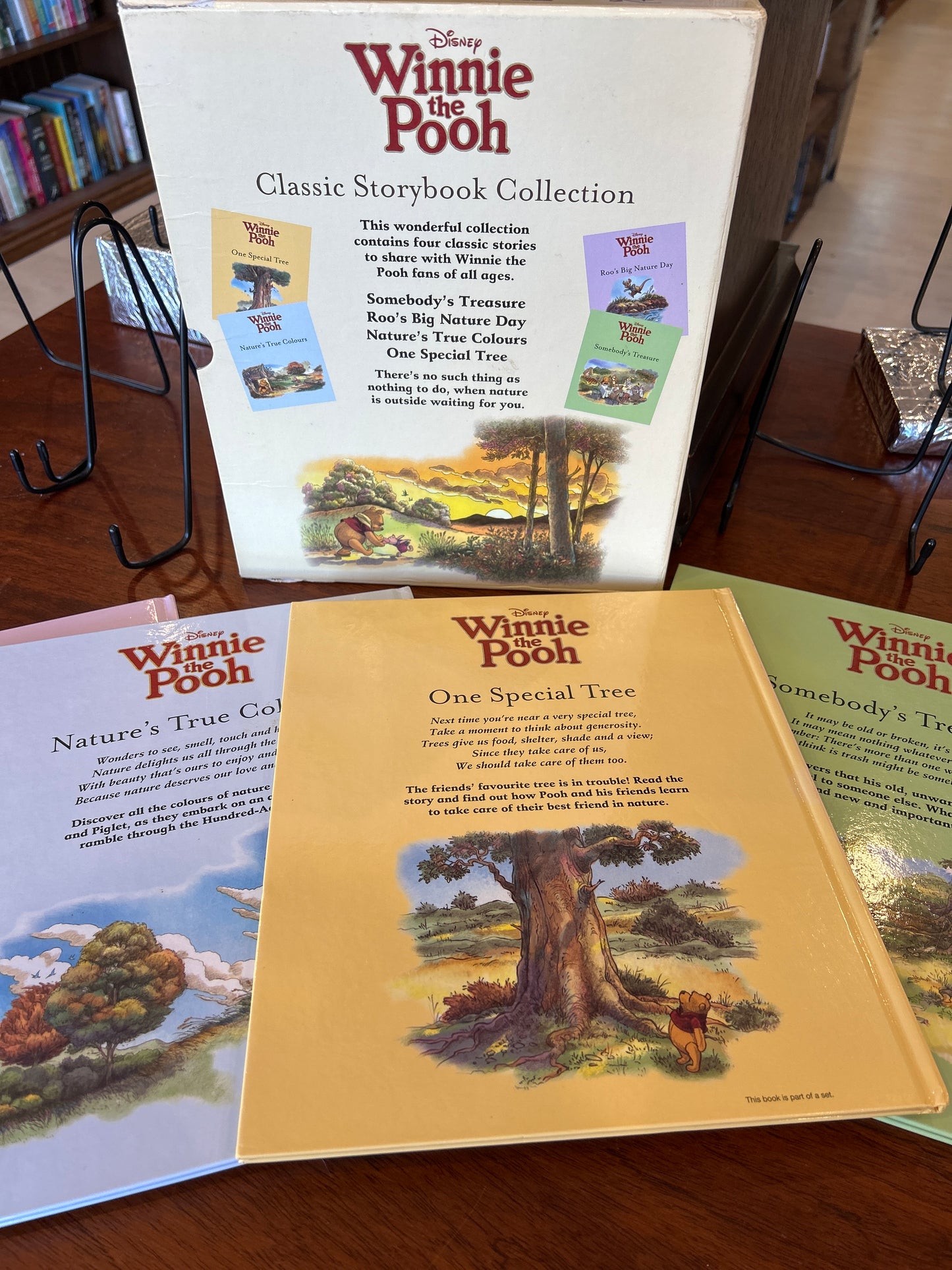 Winnie the Pooh classic storybook collection. Disney. 2011.