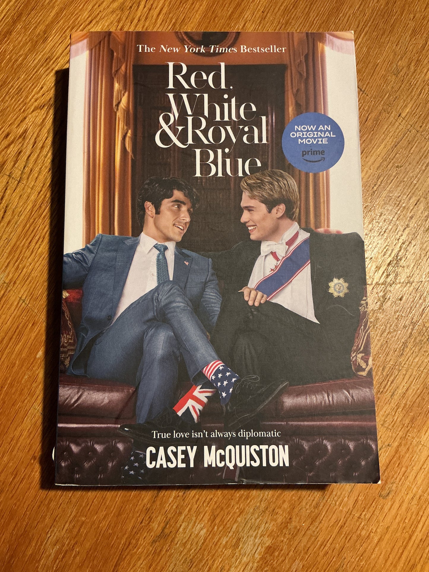 Red, white & royal blue. Casey McQuiston. 2023.