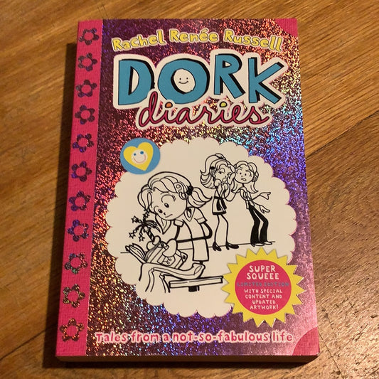 Dork diaries. Rachel Renee Russell. 2016.