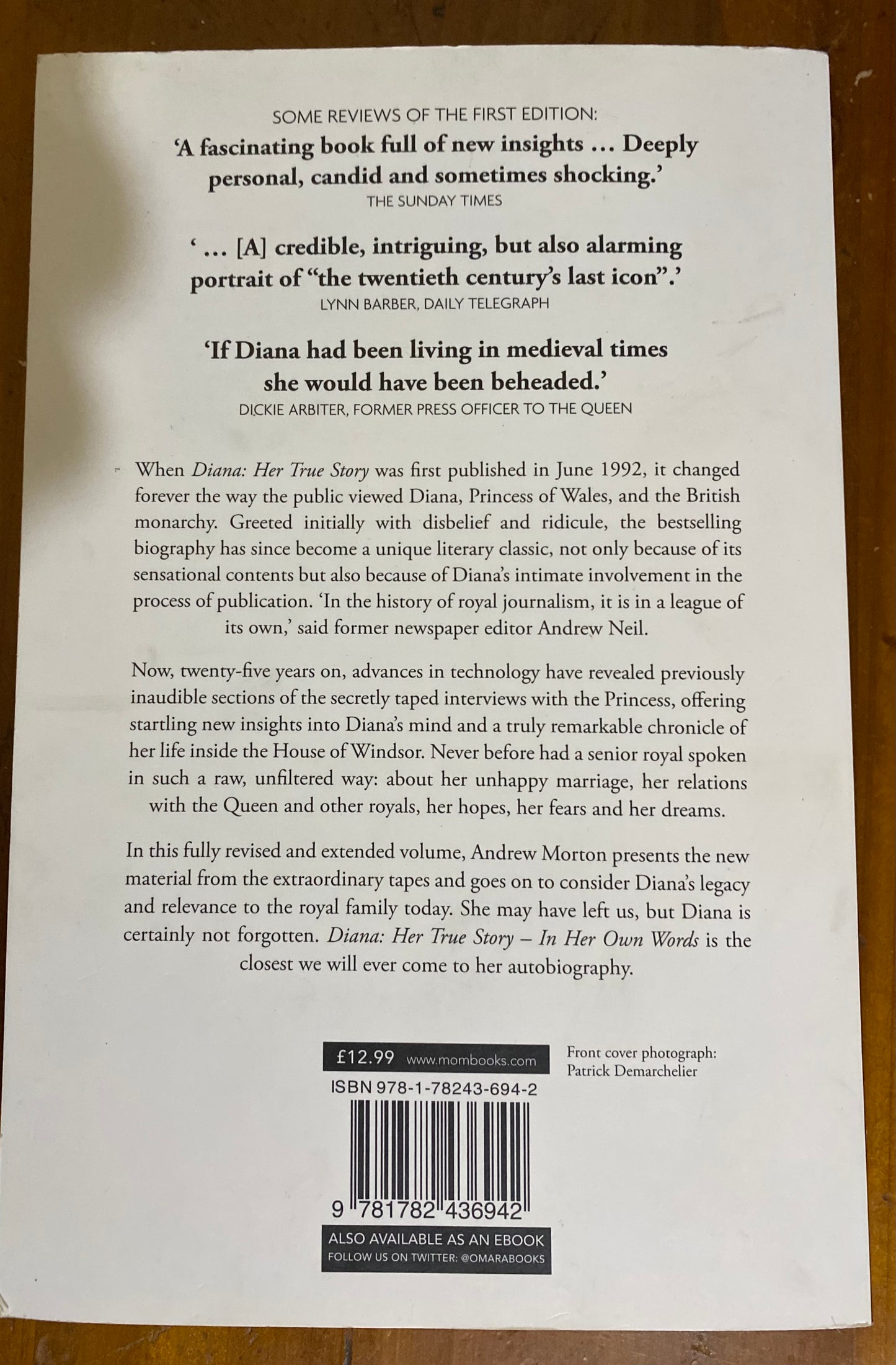 Diana: her true story: in her own words. Andrew Morton. 1997.