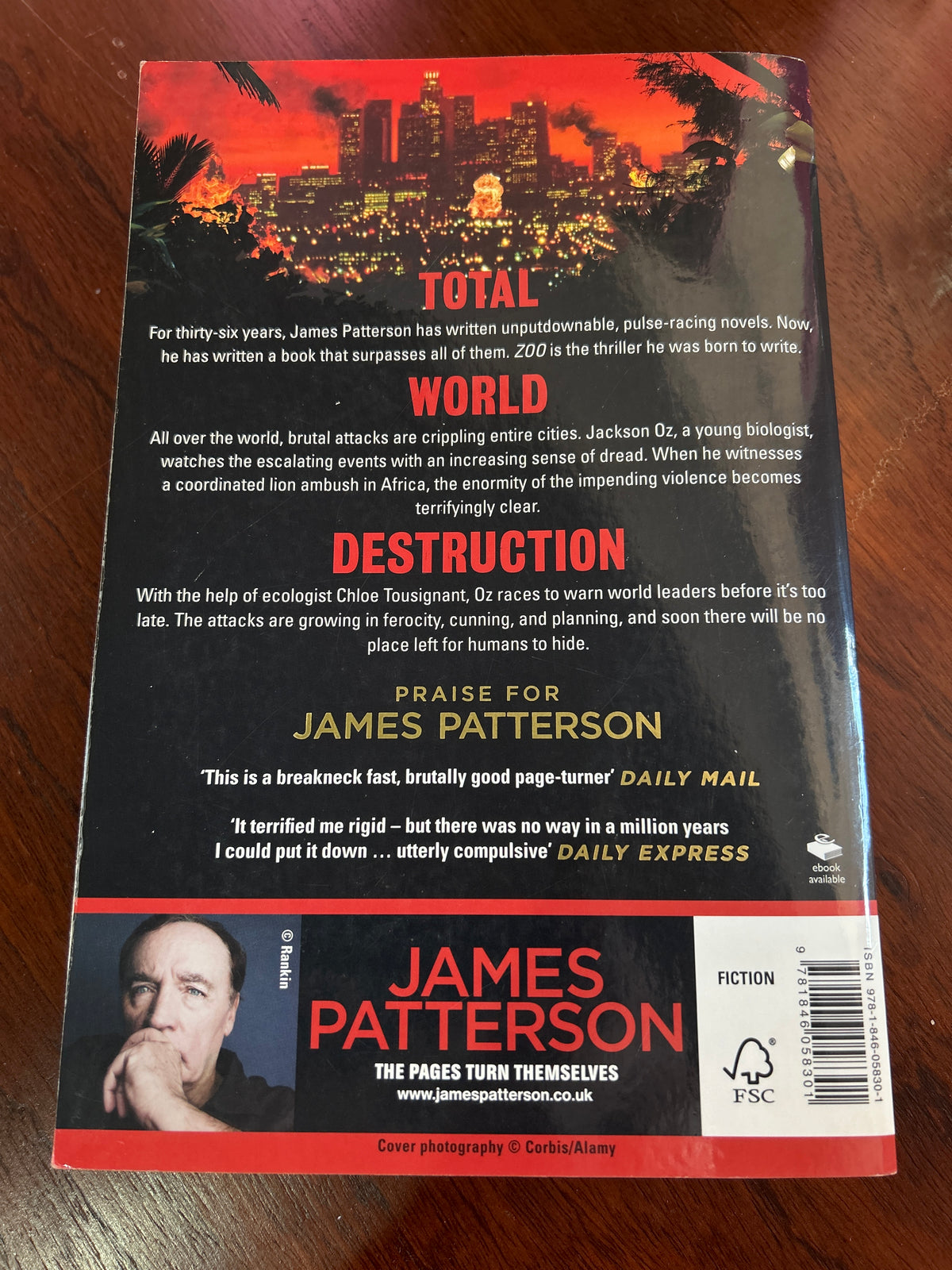 Zoo. James Patterson & Michael Ledwidge. 2011.