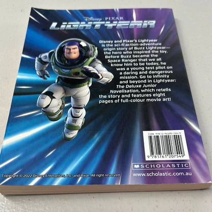 Lightyear The Deluxe Novelisation. Meredith Rusu. 2022.