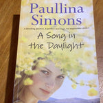Song in the daylight. Paullina Simons. 2009.