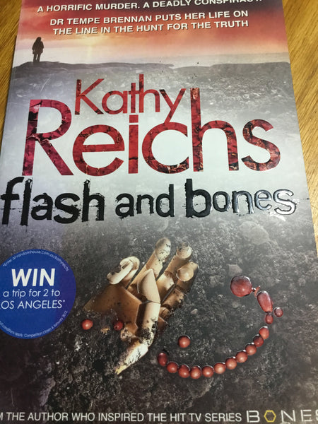 Flash and bones. Kathy Reichs. 2011