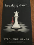 Breaking dawn. Stephenie Meyer. 2008.