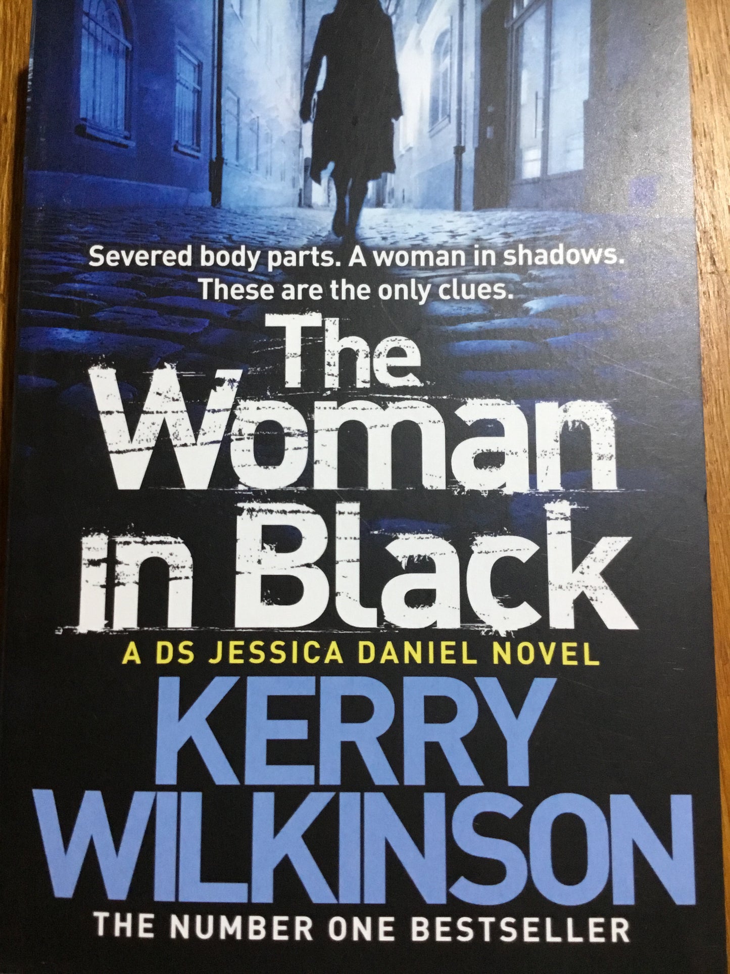 Woman in black (Wilkinson, Kerry) (2011, paperback)