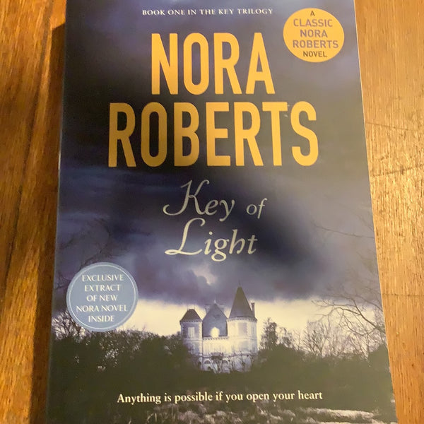Key of light. Nora Roberts. 2021.
