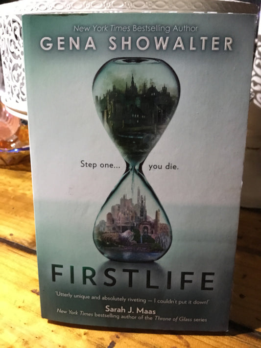 Firstlife. Gena Showalter. 2016.