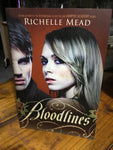 Bloodlines. Richelle Mead. 2011.