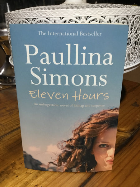 Eleven hours. Paullina Simons. 2008.