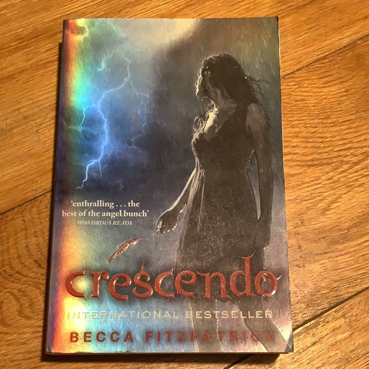 Crescendo. Becca Fitzpatrick. 2011.