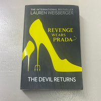 Revenge wears Prada: the devil returns. Lauren Weisberger. 2013.