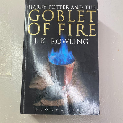 Harry Potter & the goblet of fire. J. K. Rowling. 2013.