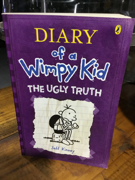 Diary of a wimpy kid: ugly truth (Kinney, Jeff)