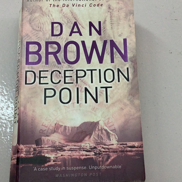 Deception Point. Dan Brown. 2004.