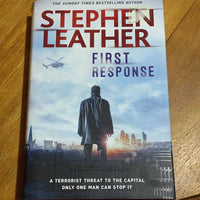 First response. Stephen Leather. 2016.